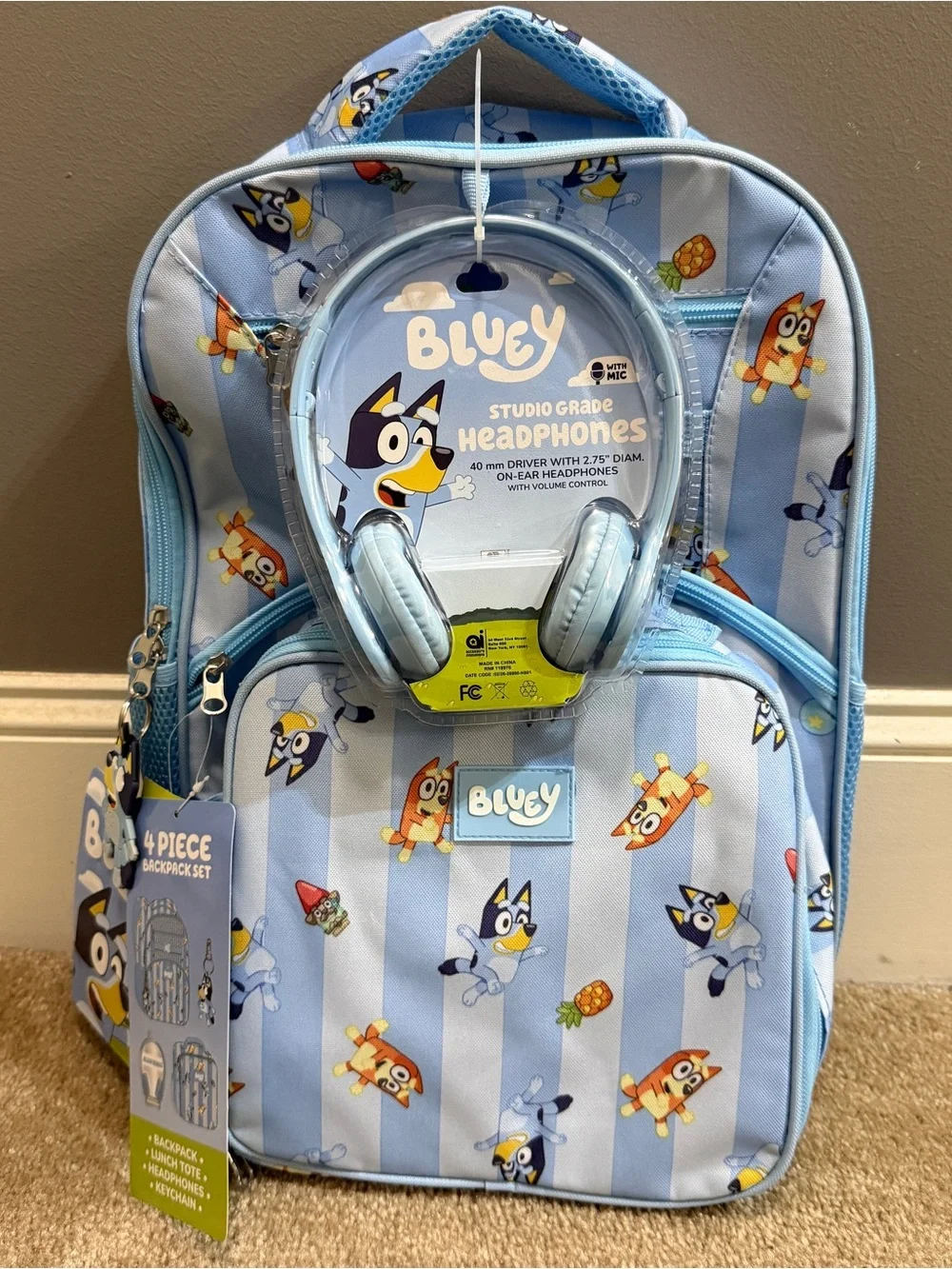 Bluey 17” Backpack Lunchbox 4 Piece Set